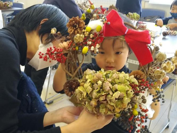 クリスマスリースづくり 