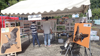 おおさか都市緑化フェアの石川河川公園ブース