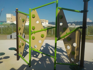 児童用複合遊具