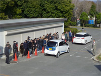 視覚障がい者のエコカー体験会（久宝寺緑地）