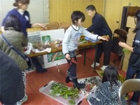 レッツ久宝探検隊「クリスマスリースを作ろう」 レッツ久宝探検隊「クリスマスリースを作ろう」