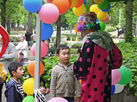 子どもの日イベント「みどりを感じてマジックタイム!」レポート 子どもの日イベント「みどりを感じてマジックタイム!」レポート