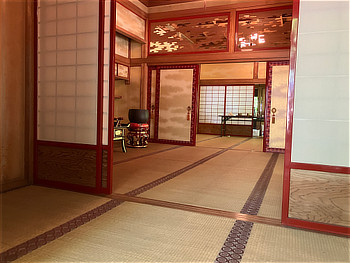 河合寺の客殿（内側）