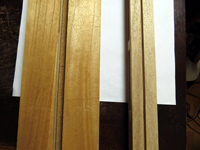 展翅板(図3) 展翅板(図3)