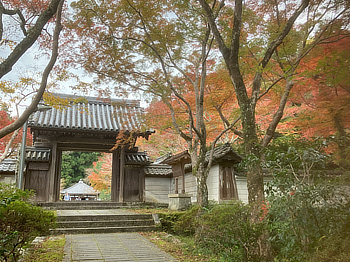 延命寺山門