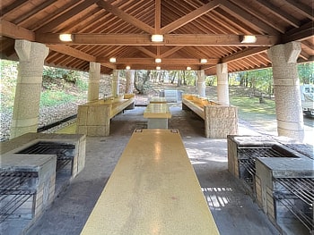 炊事場設備も充実しています♪