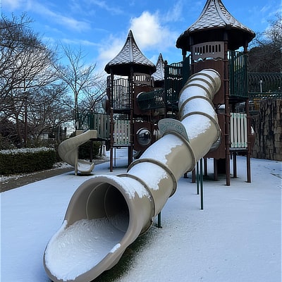 奥河内さくら公園遊戯場