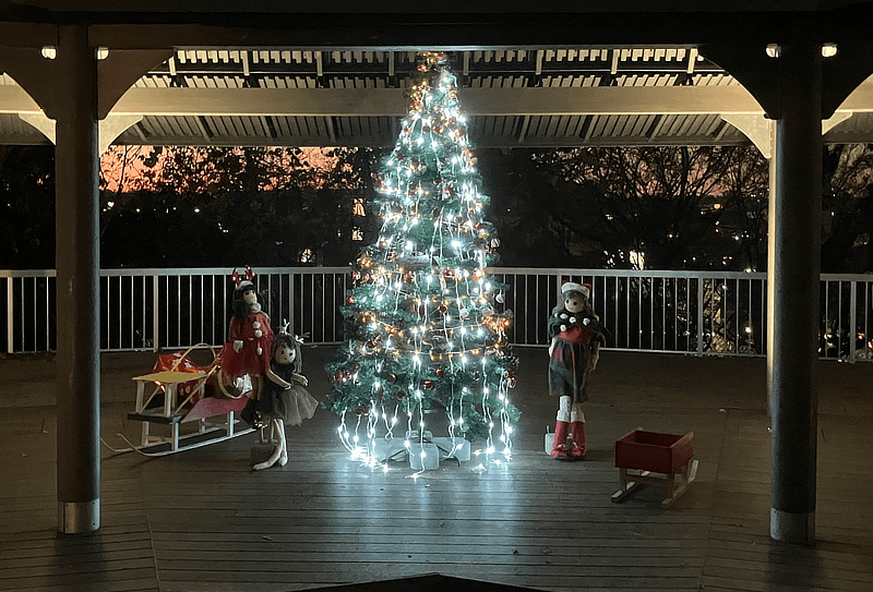 さきてらす　クリスマスツリーイメージ