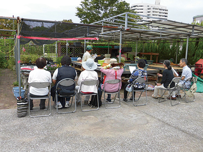 園芸教室「花の寺子屋」