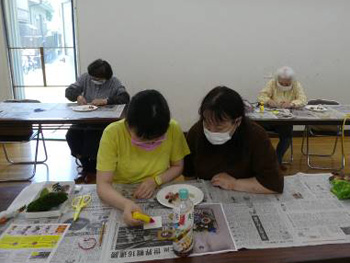 「種の花の壁掛けつくり」レポート