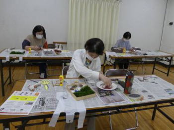 「種の花の壁掛けつくり」レポート