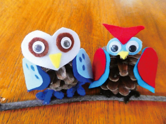 マツボックリで作るふくろうイメージ