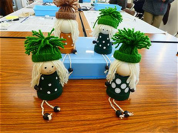 完成した植木鉢人形